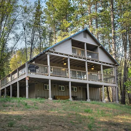 Hilltop Haven